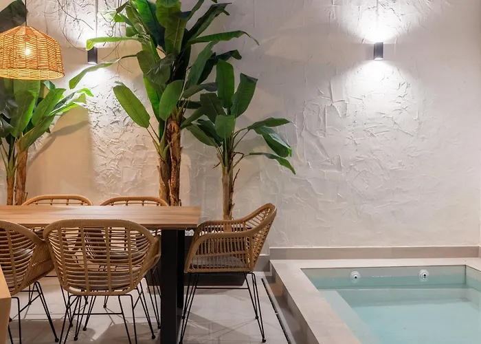 Con Piscina Y Terraza 公寓