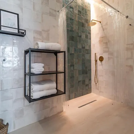 Apartman Con Piscina Y Terraza *