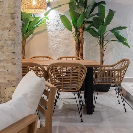 Con Piscina Y Terraza Apartman Valencia